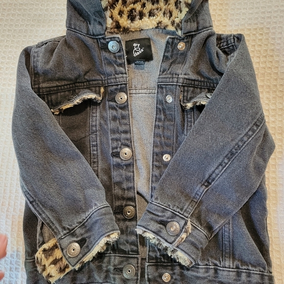 Kids Denim Jacket with Faux Fur Collar - Picture 3 of 5